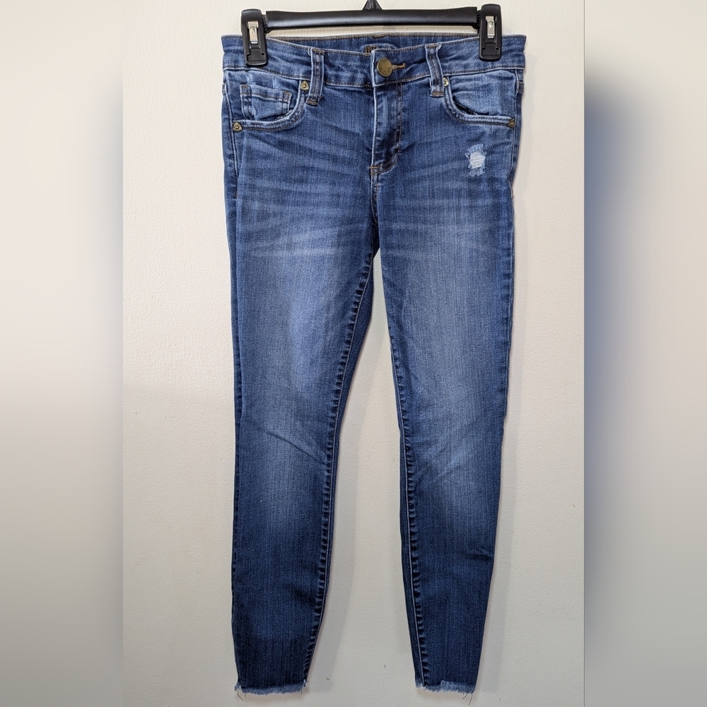Kut from the Kloth Skinny Jeans Low-Rise Medium Wash Tattered Hem Women's Size 2
